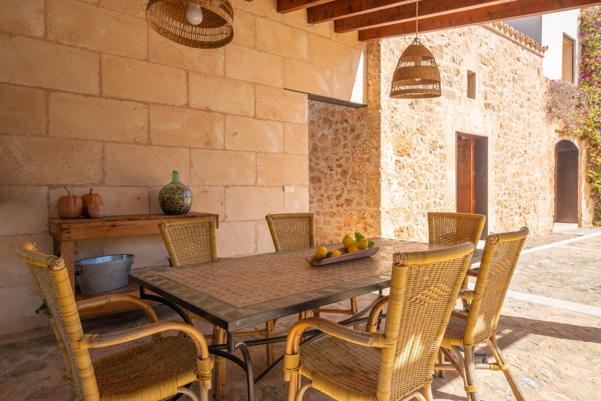 Pere Rapinya Villa